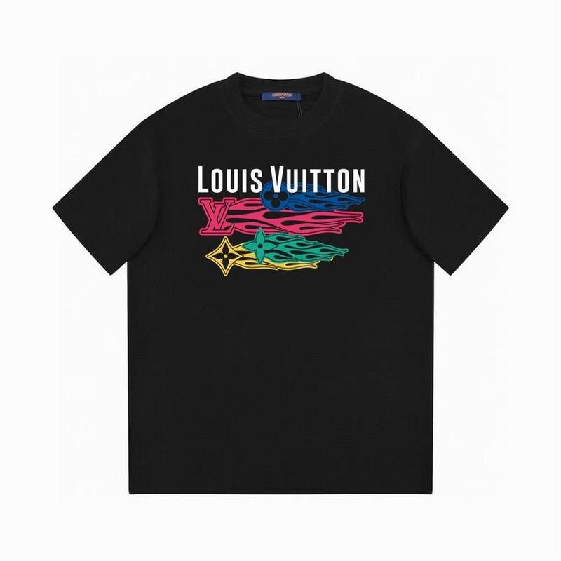 Louis Vuitton Men's T-shirts 176